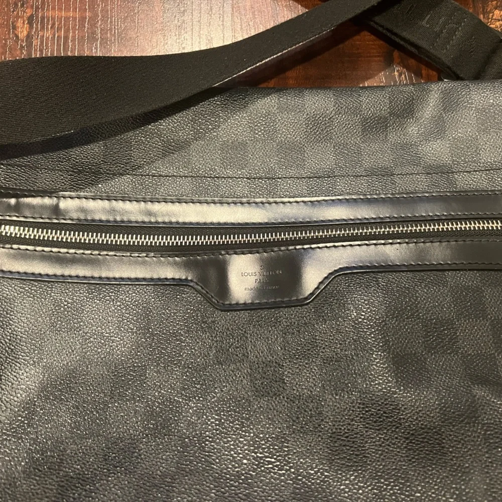 Louis Vuitton Daniel damier messenger bag